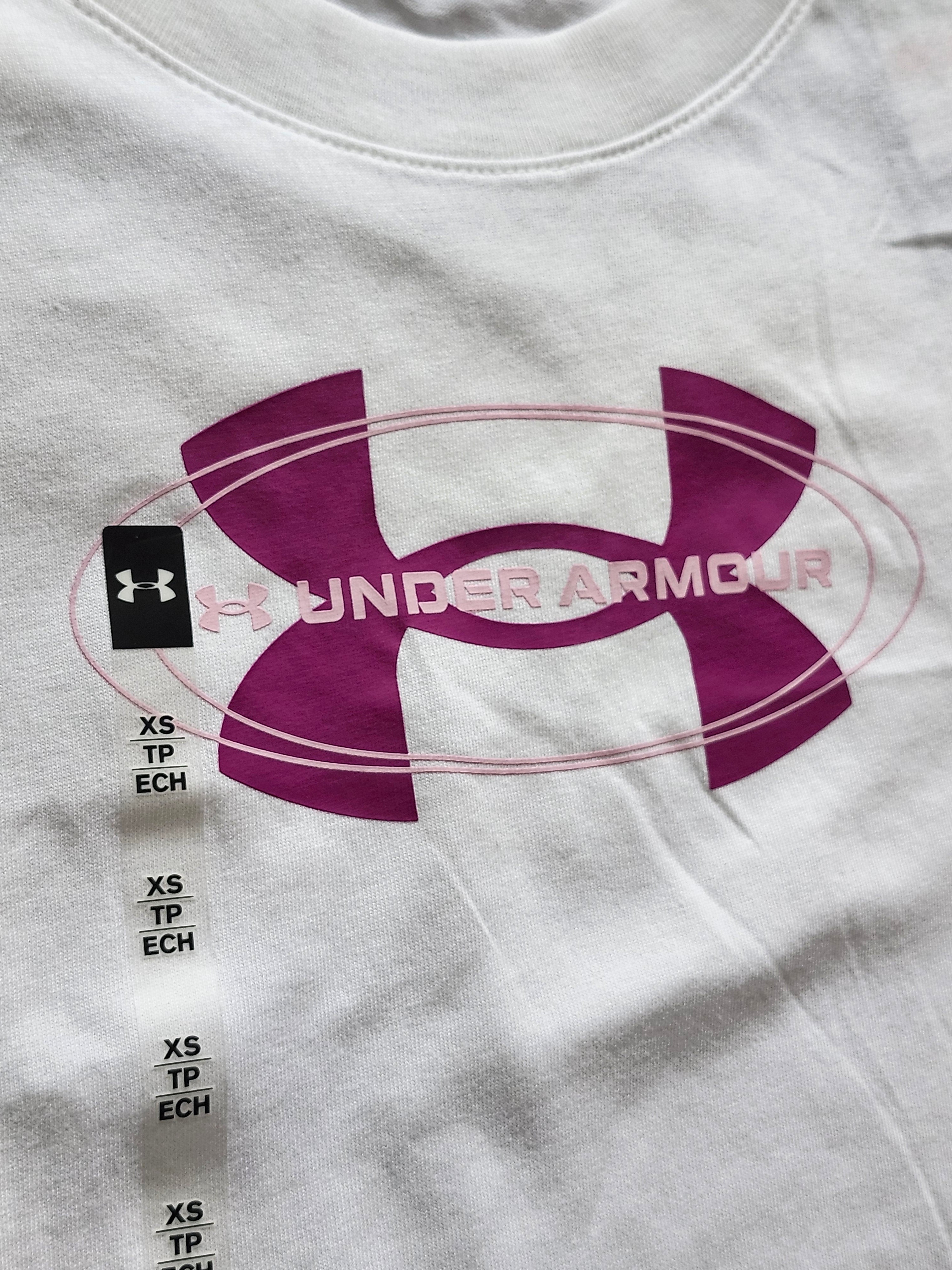 Camiseta Crop Under Armour
