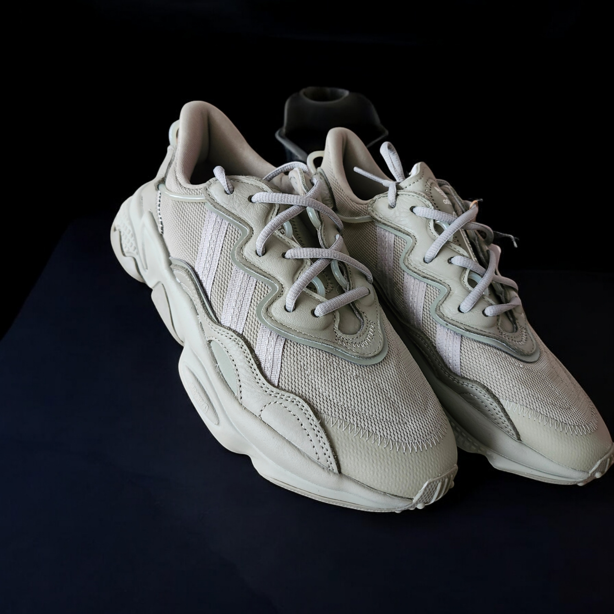 Tenis Adidas Ozweego